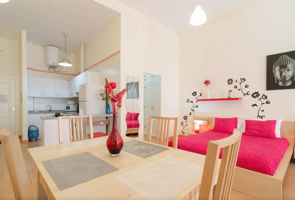 Amazing Apartments Malaga Center Δωμάτιο φωτογραφία